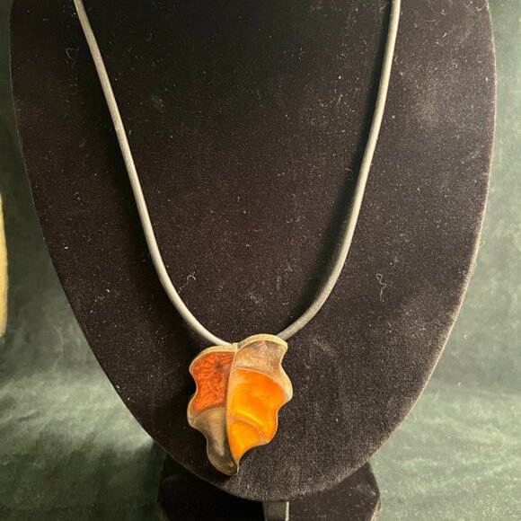 Costume Jewelry - Picture 1 of 2
